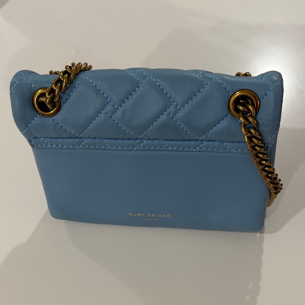 Kurt Geiger Mini Kensington Light Blue Quilted Leather Crossbody with Gold Chain - Picture 11 of 15